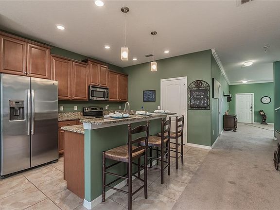4th image of 3885 Tuckerton Dr