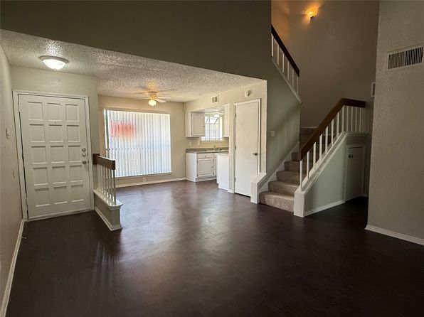 Home for Sale in Arlington TX