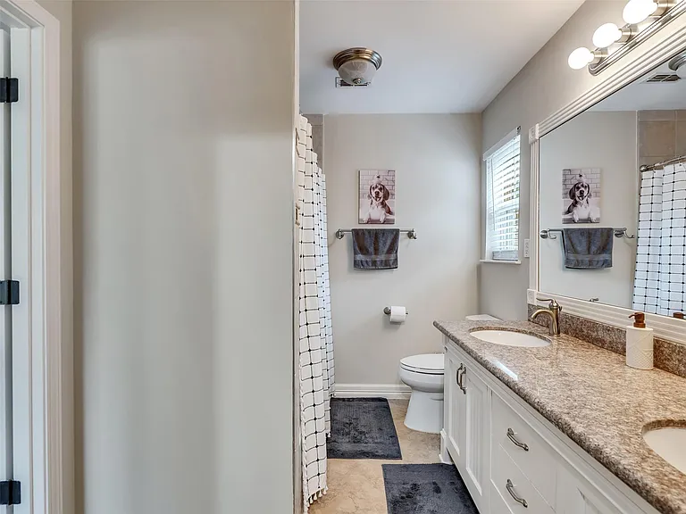 2811 Quincannon Ln — Photo 26