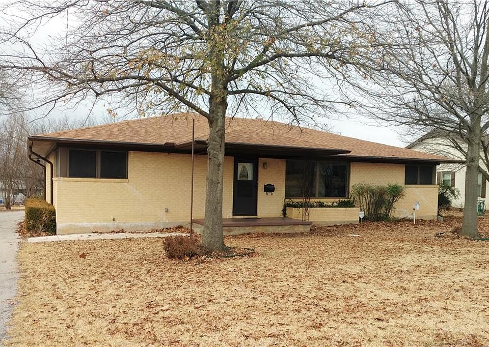 1st image of 1303 Hillcrest Blvd