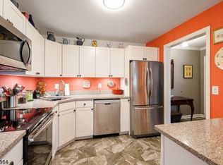 306 Potomac Dr, Basking Ridge, NJ 07920