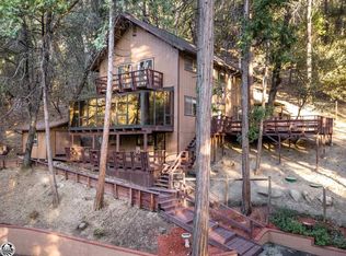 17141 Smokey River Dr, Sonora, CA