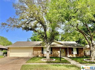 108 Lancaster St, Victoria, TX 77904