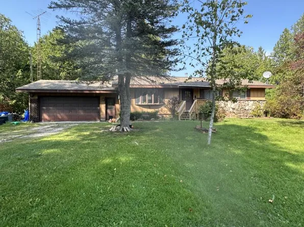 1282 E Hubert Rd, Spruce, MI 48762