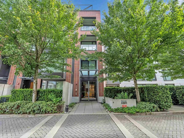 1515 Atlas Ln #105, Vancouver, BC V6P 0C9