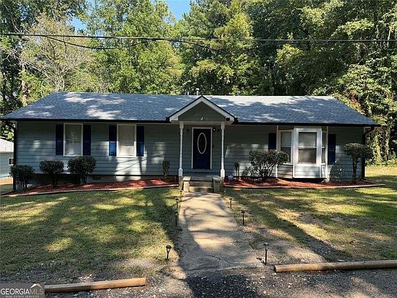 4th image of 200 Gordon Cir SW