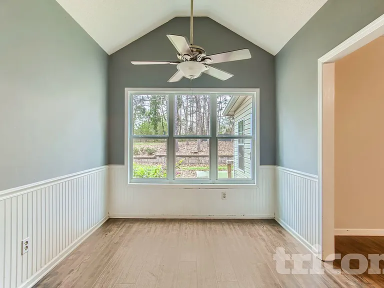 1105 River Green Ct — Photo 5