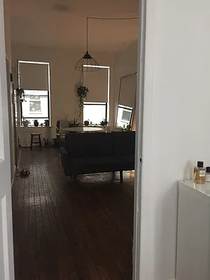 Rented by Grand & Co. | media 5