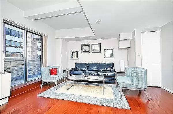 150 W 51st St #2117 — Photo 1