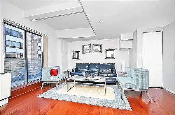 1st image of 150 W 51st St #2117