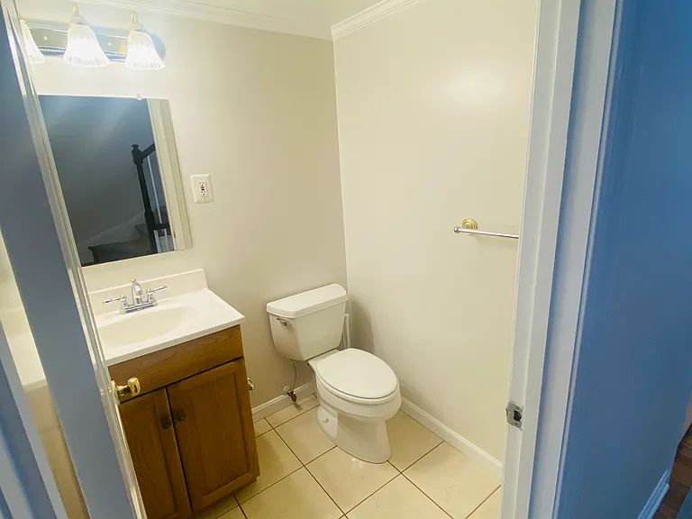 605 4th St SW #3 — Photo 13