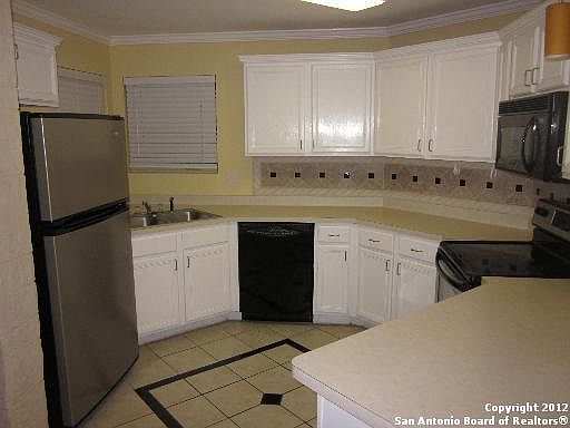5th image of 9510 Sekula Dr