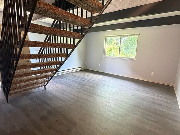 3rd image of 3491 Beaujardin Dr APT D