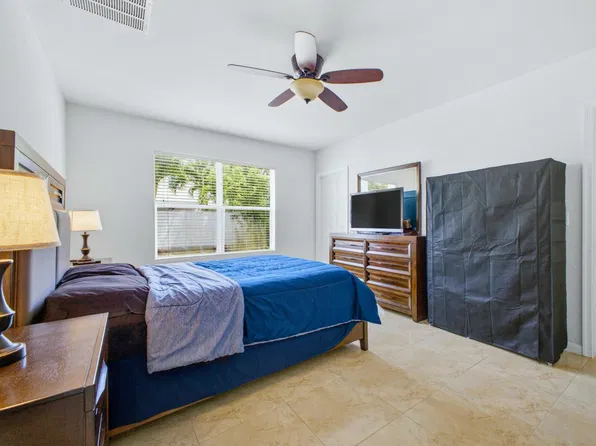 113 SE 3rd Avenue, Boynton Beach, FL 33435