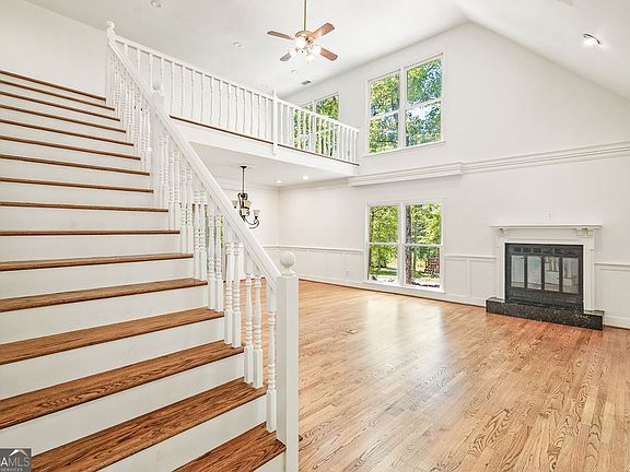 4th image of 230 Haynes Rd