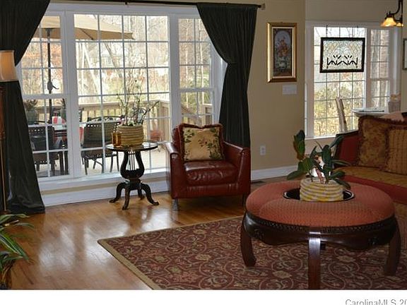 4th image of 118 Caladium Dr
