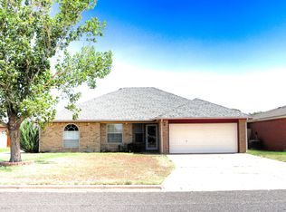2904 Kermit Dr, Plainview, TX 79072