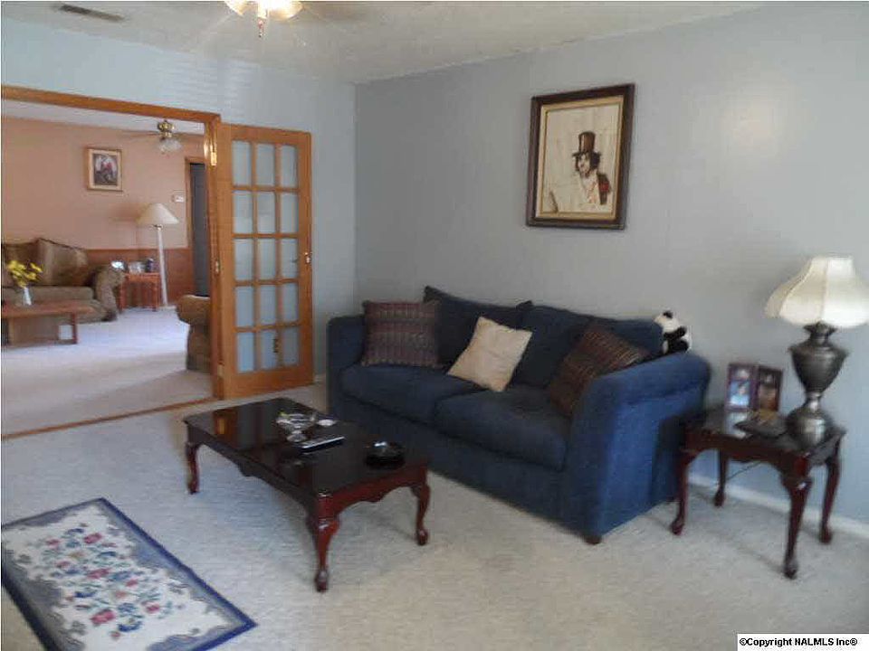 1st image of 411 Joy Dr