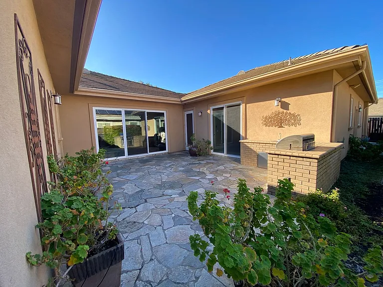 661 Arlene Ct — Photo 30