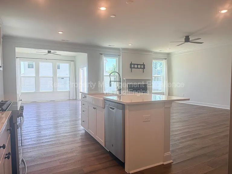 16 Clear Creek Cir — Photo 8