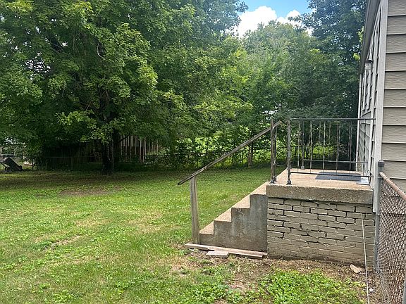 3rd image of 2045 Bittle Rd