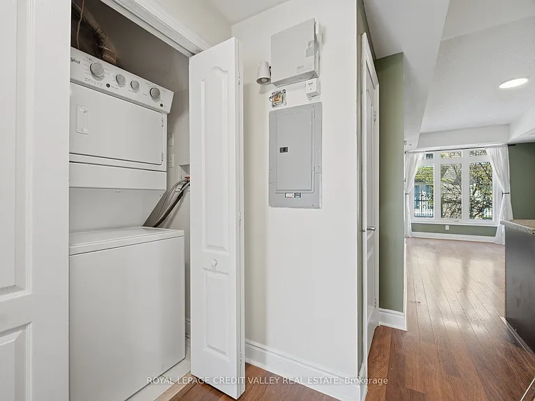 88 Carr St #Townhouse 21 — Photo 17