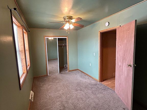 3rd image of 802 S 6th St #1