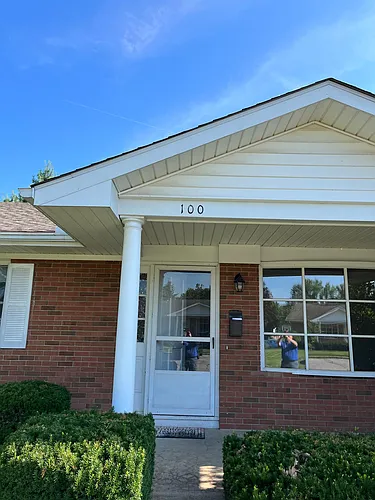 100 Raine St Photo 1