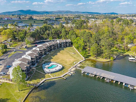 3rd image of 270 Lake Hamilton Dr E #10
