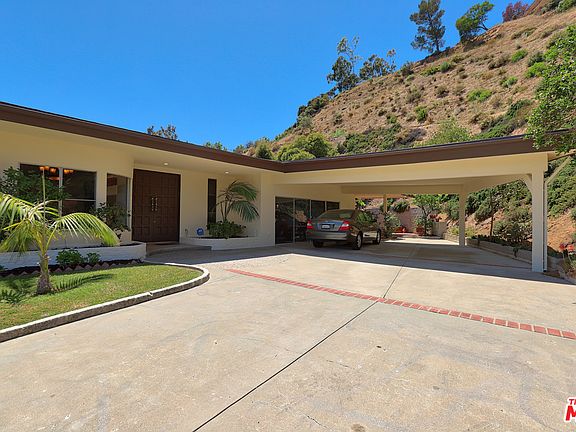 4th image of 8315 Skyline Dr