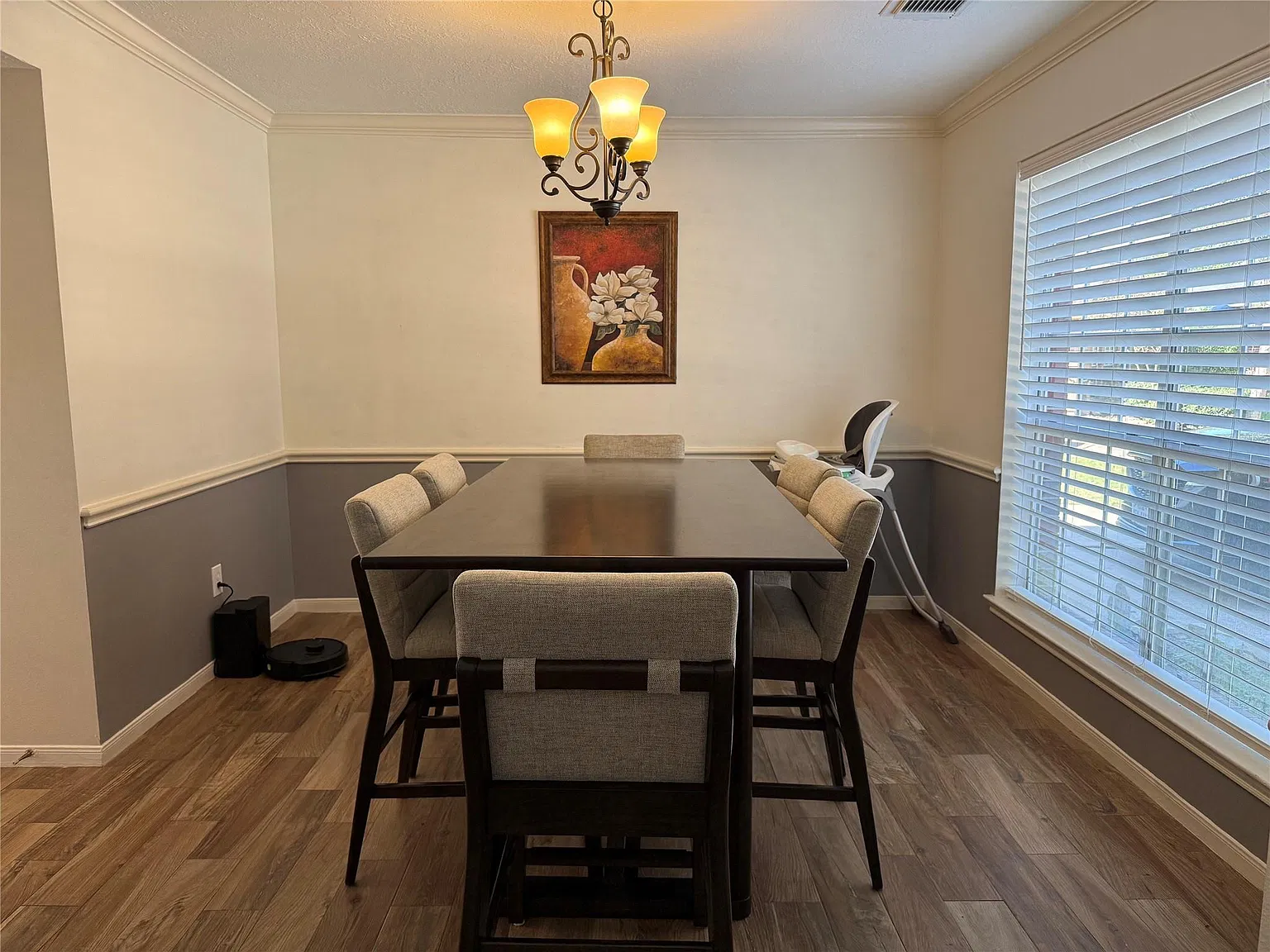 3 bed, 2.5 bath, 2494 sqft, $2,750 — Photo 3