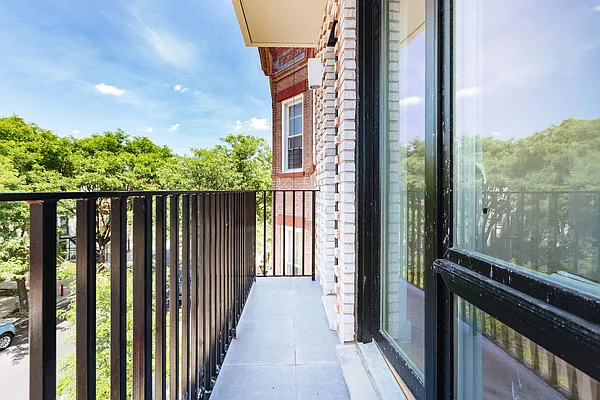 Rented by Nooklyn NYC LLC | media 27