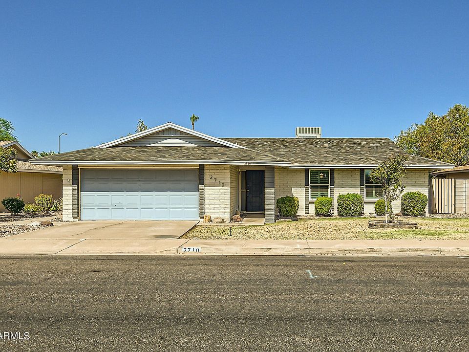 1st image of 2710 S ROGERS --