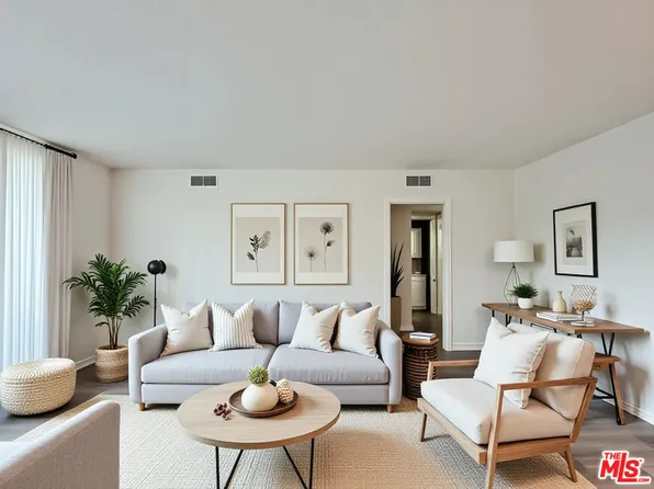 10707 Camarillo St APT 117, North Hollywood, CA 91602