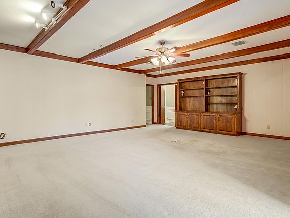 3rd image of 103 Stockton Dr