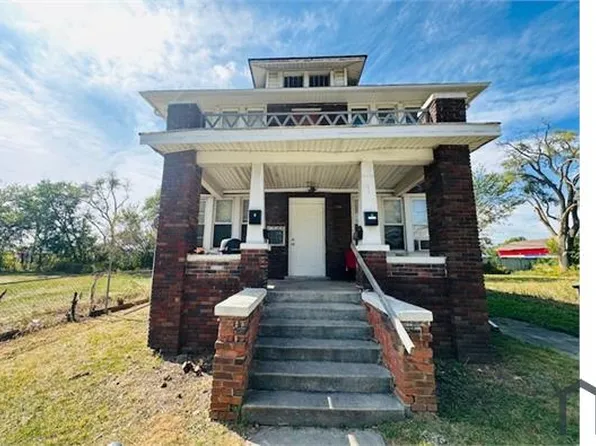 9917 Woodside St, Detroit, MI 48204