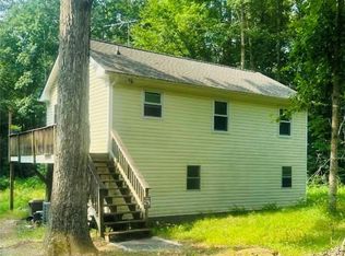 487 Holly Springs Dr, Louisa, VA 23093