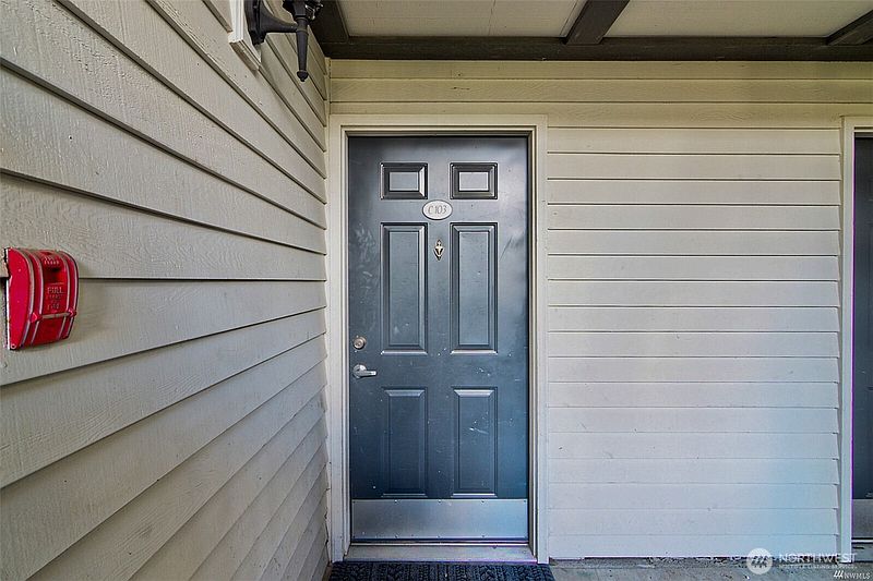 3rd image of 15415 35th Avenue W #C103