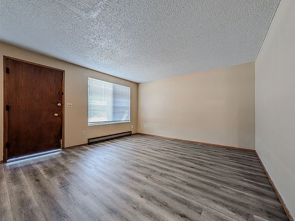 3rd image of 1526 7th St APT 3