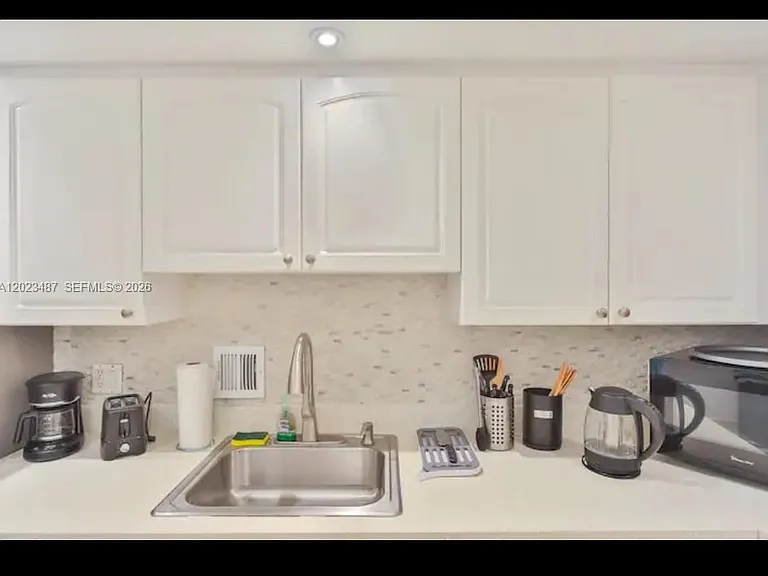 4001 S Ocean Dr #7L — Photo 12