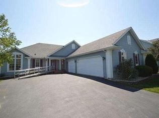 11005 42nd Ave, Pleasant Prairie, WI 53158