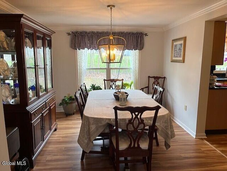 5th image of 202 Grandview Drive