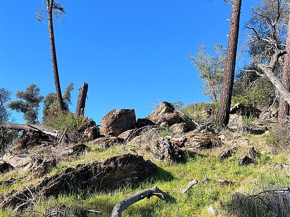 4th image of 20393 Powder Horn Rd #18