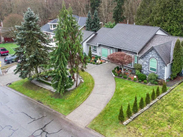 8099 148a St, Surrey, BC V3S 7H4