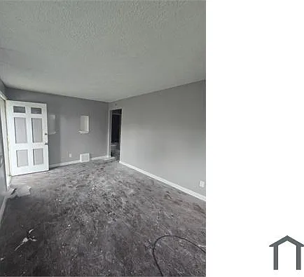 14205 Sylvia Ave — Photo 9