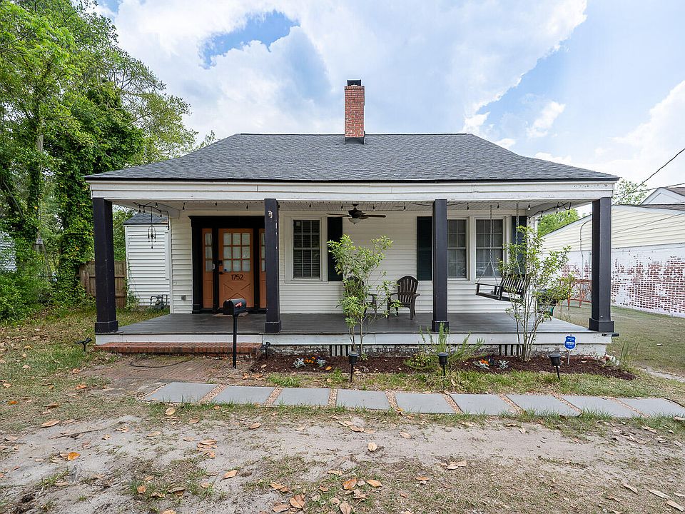 1st image of 1752 Kissingbower Road