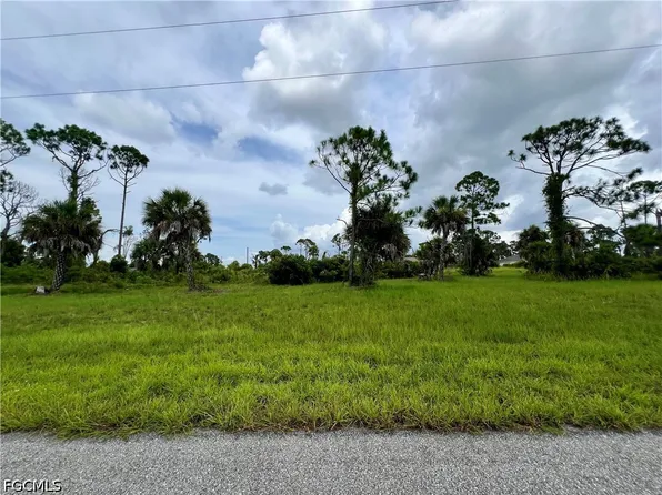 30 Mate Cir, Placida, FL 33946