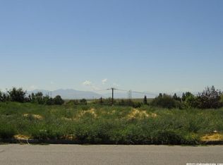 1970 S Lake Ridge Dr, Kaysville, UT 84037