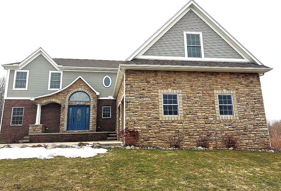 1st image of 5035 Hidden Rdg