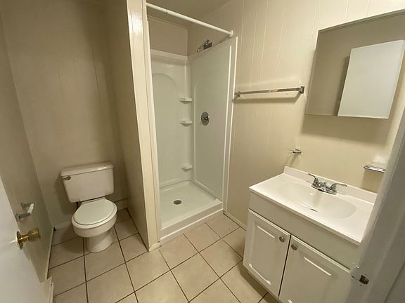 5th image of 500 Walnut St APT A6